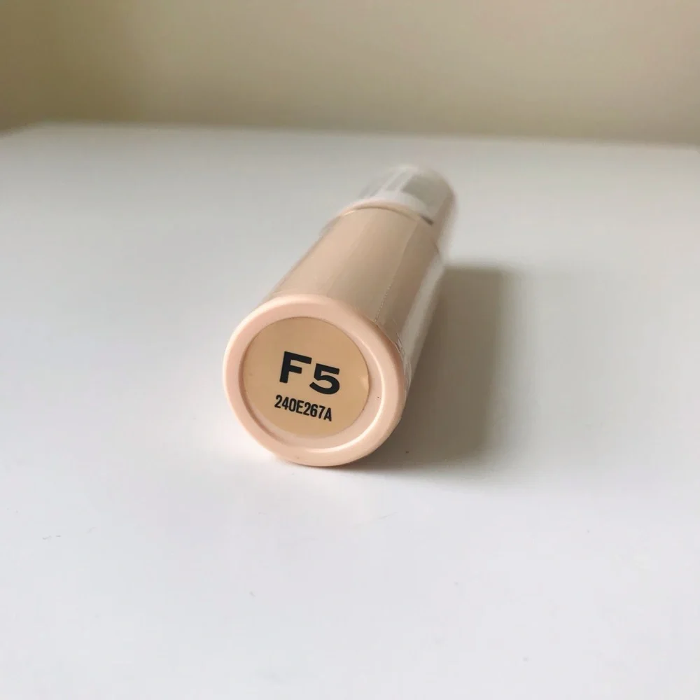 Revolution Fast Base Stick Foundation, F5, NWT